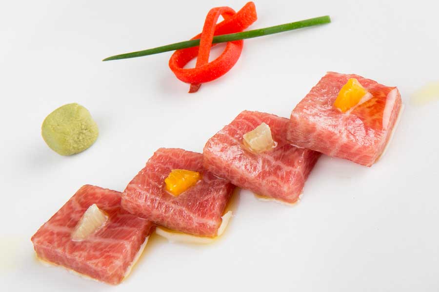 sashimi de atún de almadraba