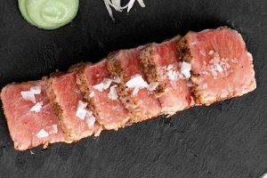 tataki de ventresca de atún rojo