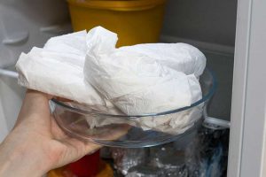 atún rojo descongelando